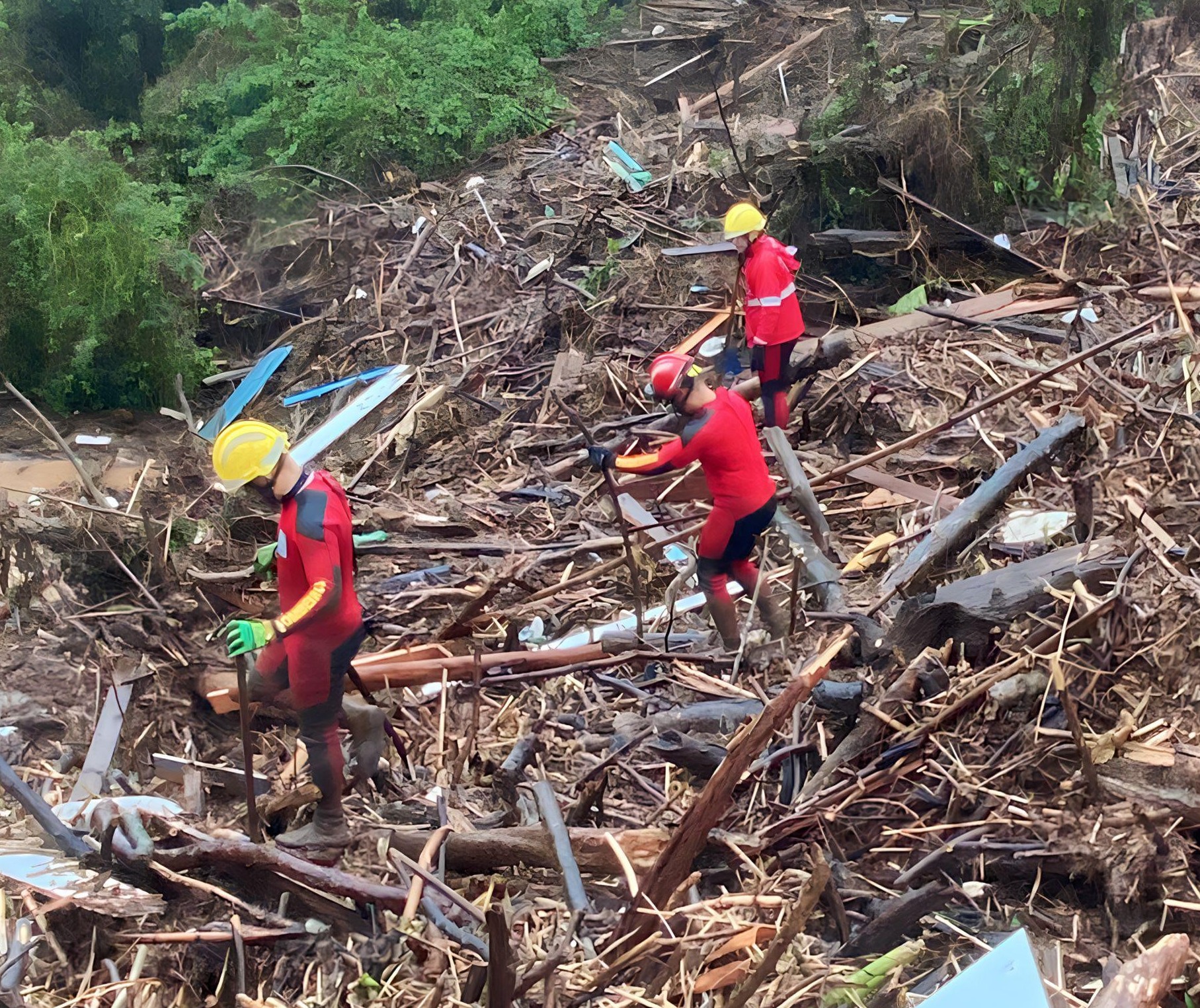 Bombeiros de Maringá relatam trabalho de força-tarefa no Rio Grande do Sul