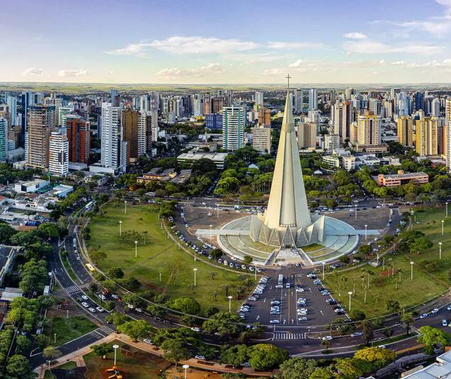 Tempo abafado e muito calor marcam o sábado em Maringá