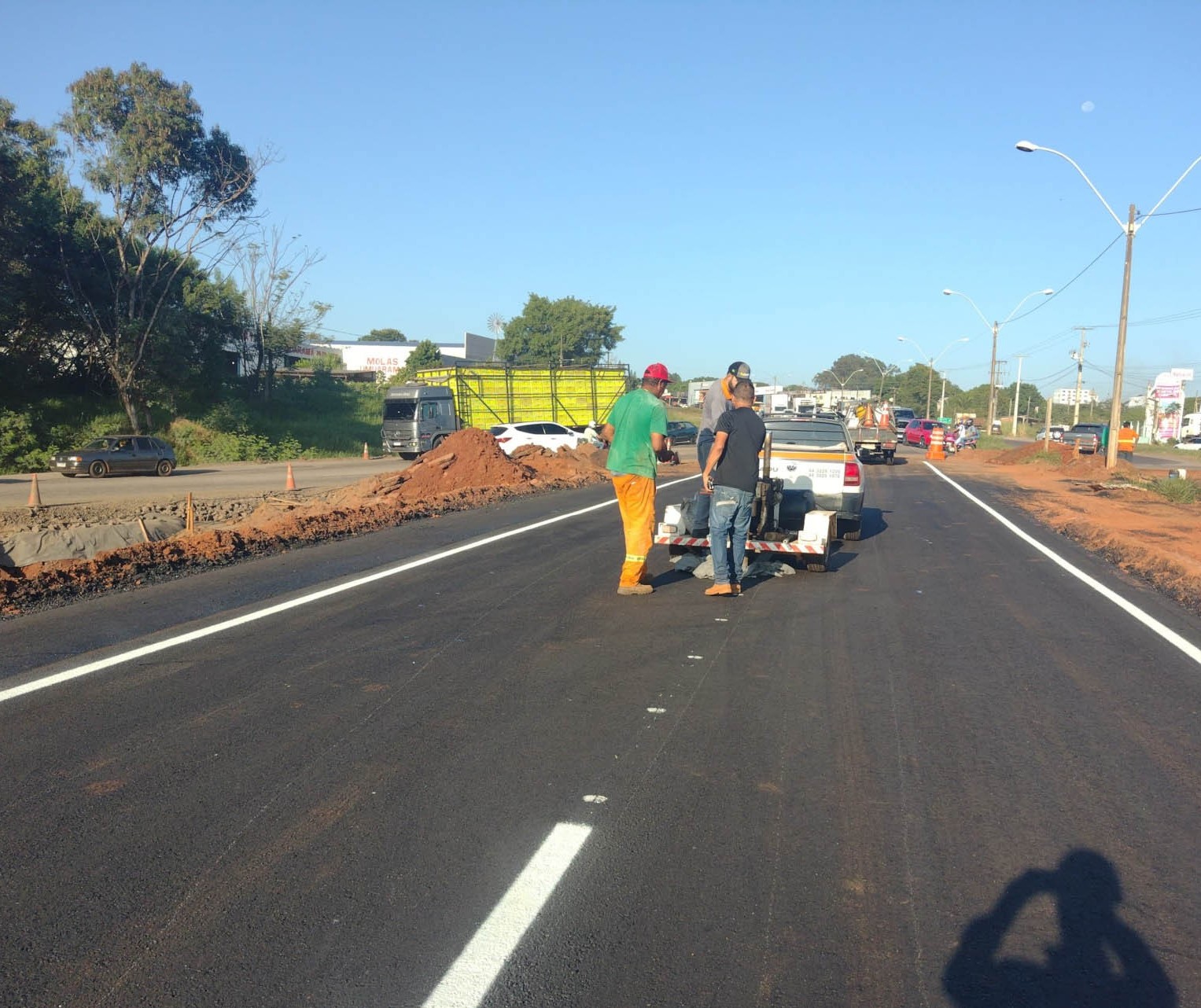 PR-323 em Umuarama libera tráfego após obras em cratera