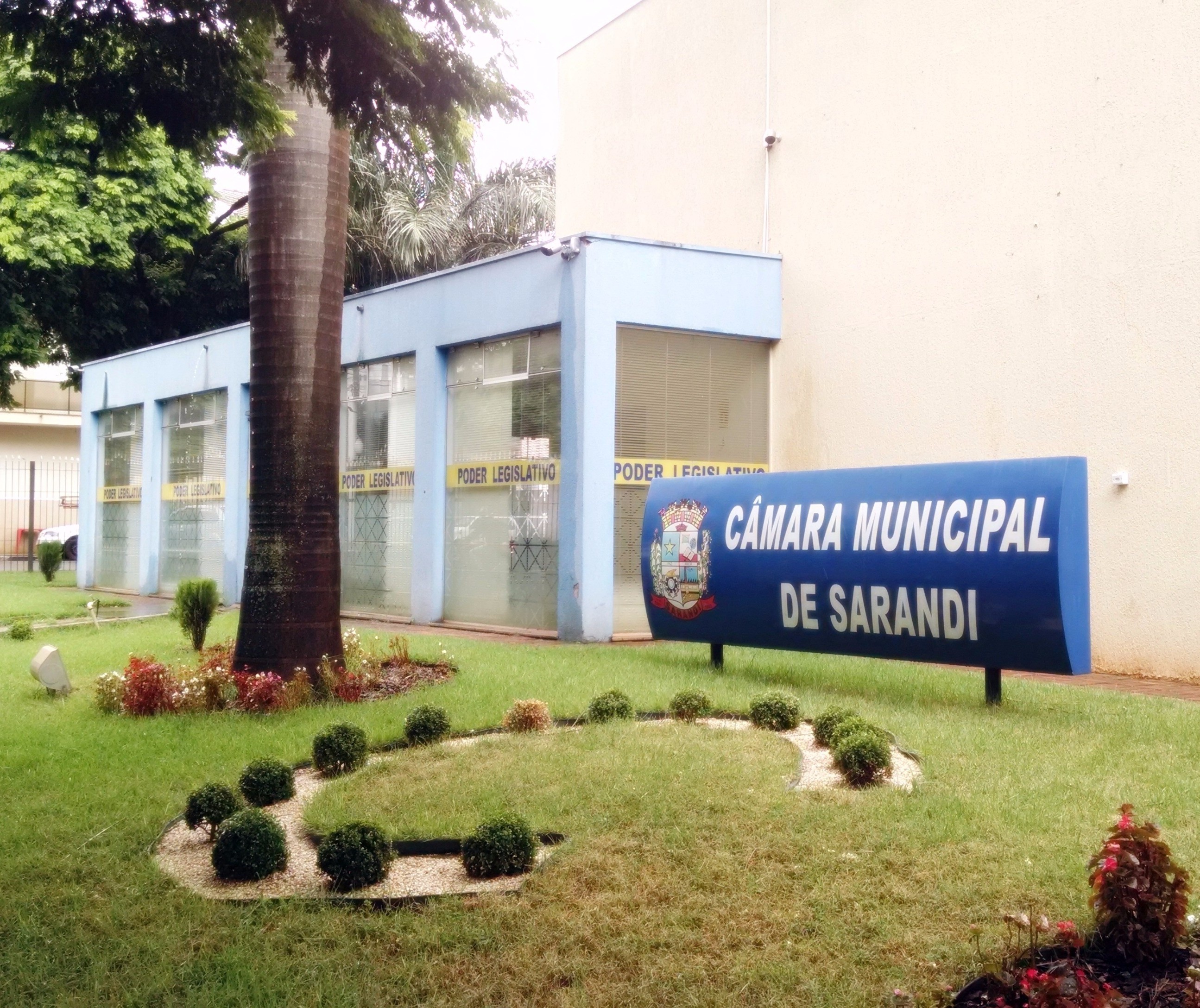 Câmara de Sarandi contrata auxiliar legislativo e advogado