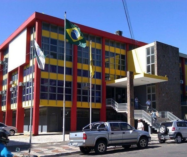 Abertas inscrições para dois concursos da Prefeitura de Paranavaí